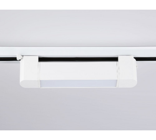 Трековый однофазный светильник Ambrella Light Track system GL6724 Трековый однофазный светильник Ambrella Light Track system GL6724