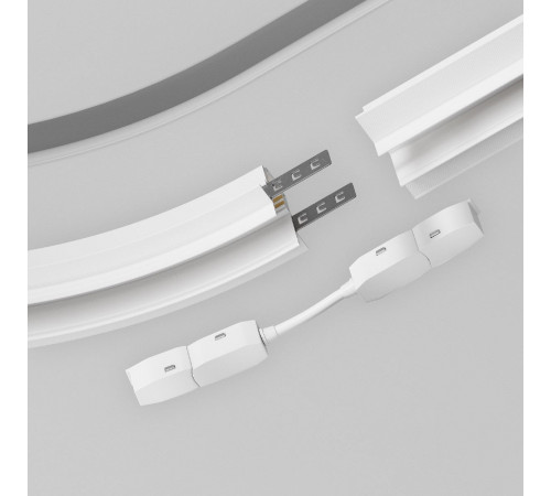 Коннектор для шинопровода Maytoni Magnetic track system Exility TRA034CS-W Коннектор для шинопровода Maytoni Magnetic track system Exility TRA034CS-W