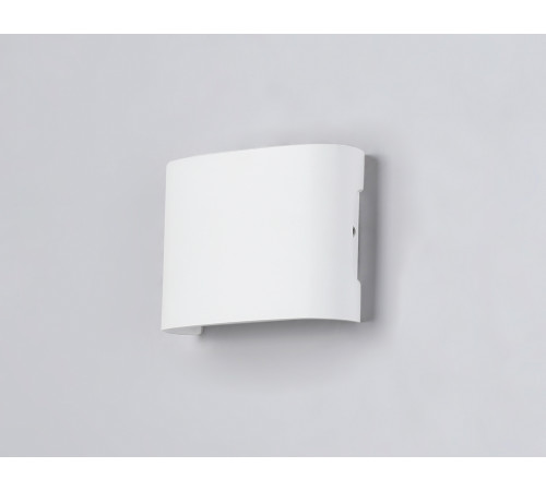 Уличный настенный светильник Ambrella Light Garden ST4451 Уличный настенный светильник Ambrella Light Garden ST4451