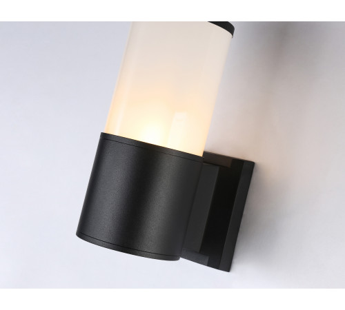 Уличный настенный светильник Ambrella Light Garden ST2451
