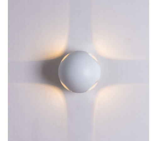 Уличный настенный светильник Arte Lamp Conrad A1544AL-4WH Уличный настенный светильник Arte Lamp Conrad A1544AL-4WH