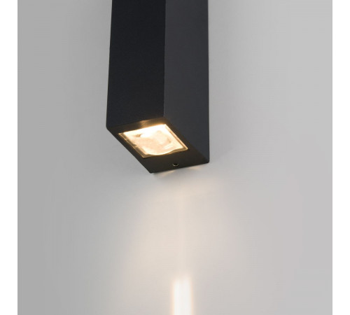 Уличный настенный светильник Elektrostandard Blaze 35136/W черный 4690389179198 a057050 Уличный настенный светильник Elektrostandard Blaze 35136/W черный 4690389179198 a057050
