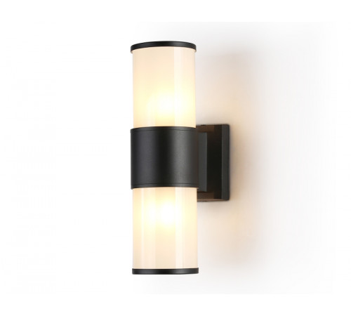 Уличный настенный светильник Ambrella Light Garden ST2455