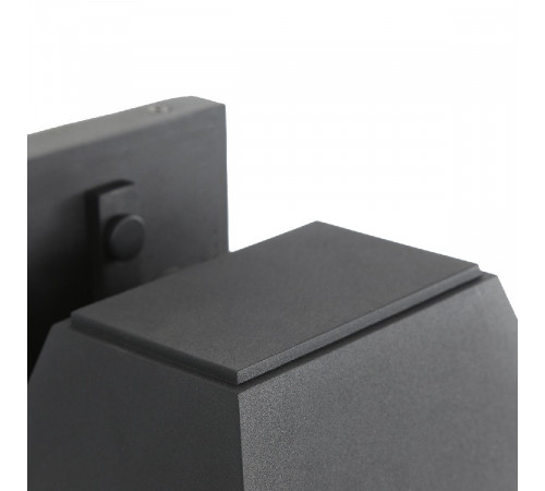 Уличный настенный светильник Favourite Trapezium 4300-1W Уличный настенный светильник Favourite Trapezium 4300-1W