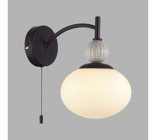 Бра Lumion Neoclassi Gloriya 8273/1W Бра Lumion Neoclassi Gloriya 8273/1W