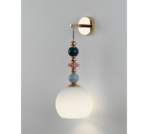 Бра Moderli Charm V11171-1W Бра Moderli Charm V11171-1W