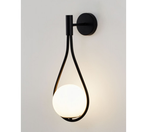 Бра Moderli Barocco V11574-1W Бра Moderli Barocco V11574-1W