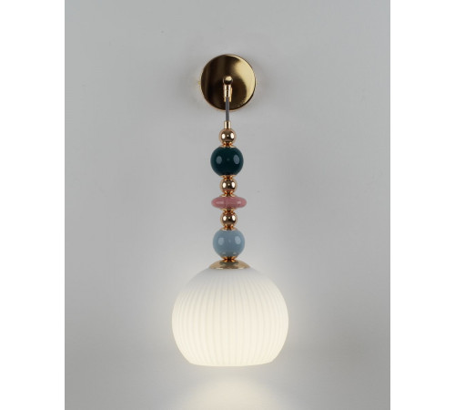 Бра Moderli Charm V11171-1W Бра Moderli Charm V11171-1W