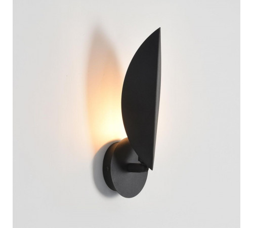 Бра Lumion Moderni Leaf 8395/1W Бра Lumion Moderni Leaf 8395/1W