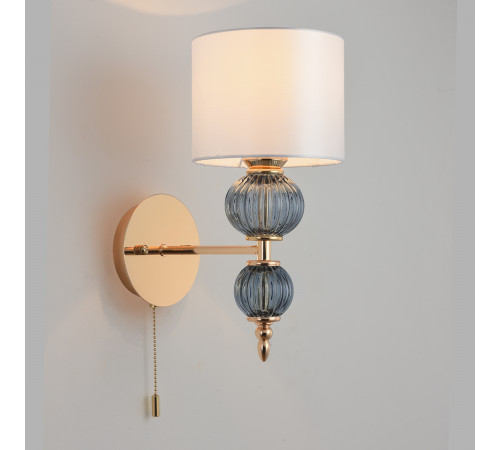Бра Lumion Classi Mikimito 8418/1W