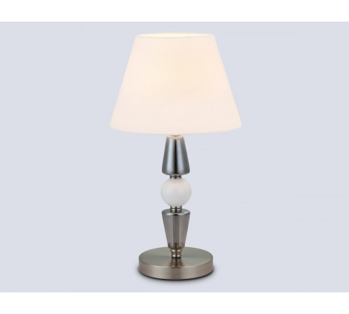 Настольная лампа Ambrella Light High Light Classic LH75262