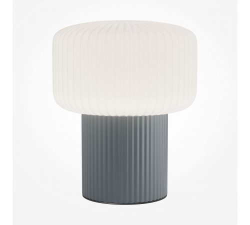Настольная лампа Maytoni Omaggio MOD404TL-01GR Настольная лампа Maytoni Omaggio MOD404TL-01GR