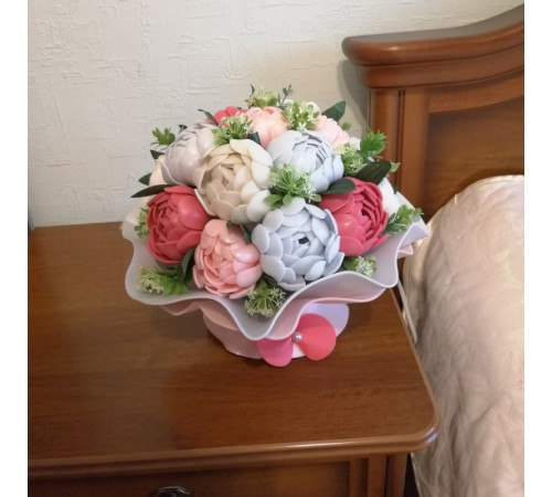 Настольная лампа Uniel ULW-R07 T/3000K/150F/A Букет Аромат нежности UL-00008120