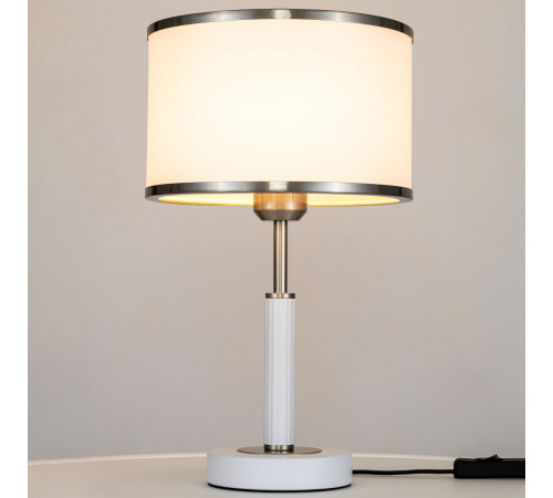 Настольная лампа Citilux Alton CL421812