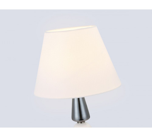 Настольная лампа Ambrella Light High Light Classic LH75262