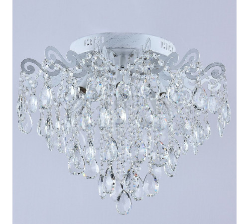 Потолочная люстра Reluce 04033-0.3-06 WH+SILVER PN Потолочная люстра Reluce 04033-0.3-06 WH+SILVER PN
