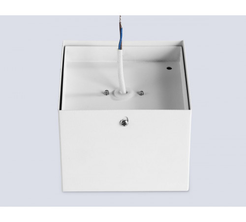 Накладной светильник Ambrella Light Techno Spot IP Protect TN6530 Накладной светильник Ambrella Light Techno Spot IP Protect TN6530