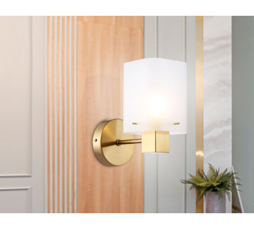 Настенный светильник Ambrella Light High Light LH57035 Настенный светильник Ambrella Light High Light LH57035
