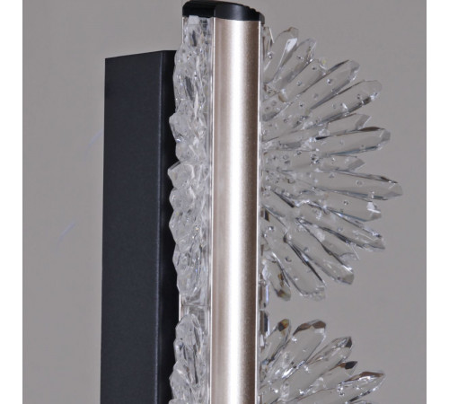 Настенный светильник Reluce 04471-0.2-16W GD