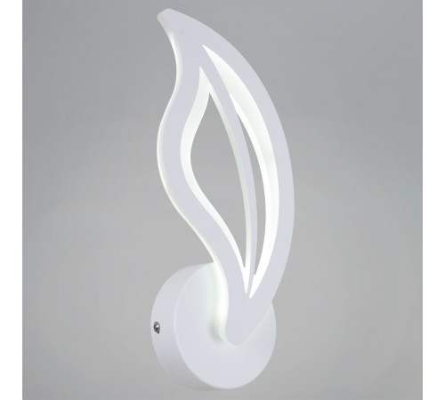 Настенный светильник Reluce 81990-0.2-01 WH