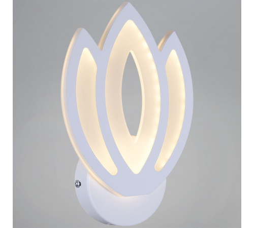 Настенный светильник Reluce 08429-0.2-01 WH