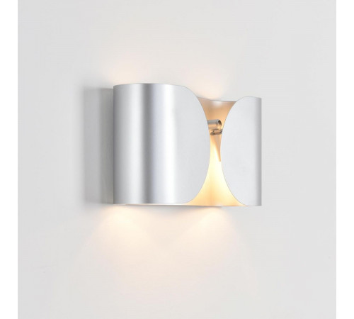 Настенный светильник Lumion Moderni Olve 8389/2W Настенный светильник Lumion Moderni Olve 8389/2W