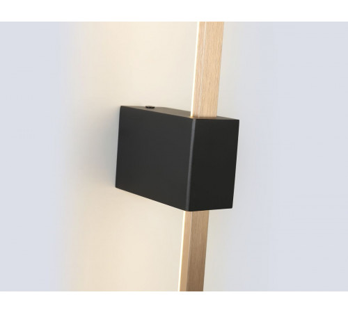 Настенный светильник Ambrella Light Comfort FL75816