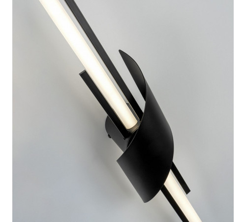 Настенный светильник Modelux ML.655.850 BK