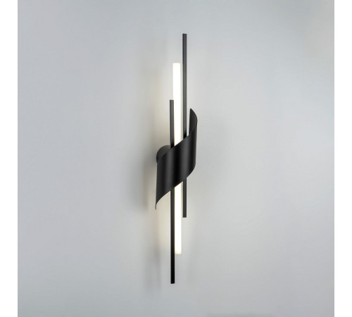 Настенный светильник Modelux ML.655.650 BK