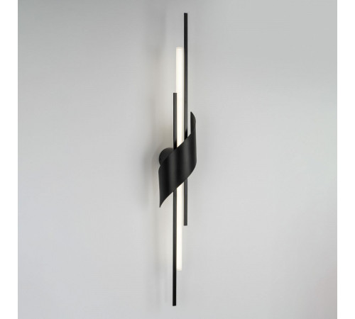 Настенный светильник Modelux ML.655.850 BK