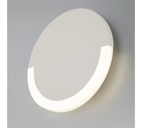 Настенный светодиодный светильник Eurosvet Radiant 40147/1 LED белый