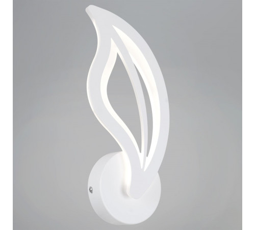 Настенный светильник Reluce 81990-0.2-01 WH