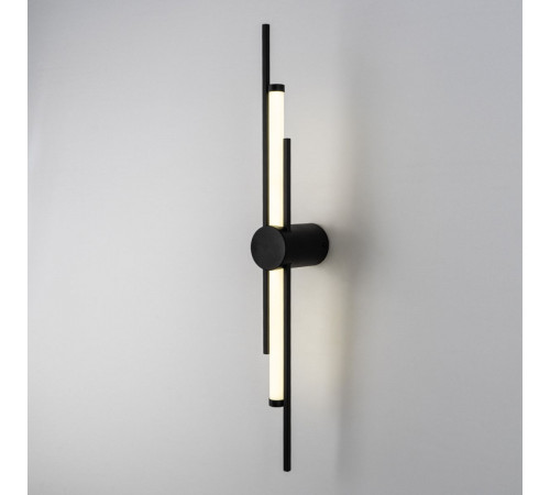 Настенный светильник Modelux ML.726.600 BK