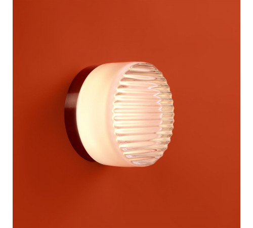 Настенный светильник Freya Retro FR5603WL-L8TR1