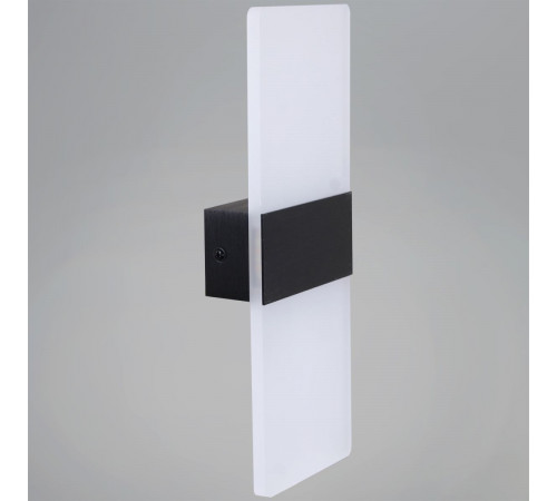 Настенный светильник Reluce 00713-0.2-01 BK