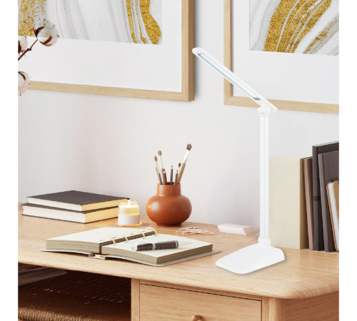 Настольная лампа Escada Bestla 10243/1LED