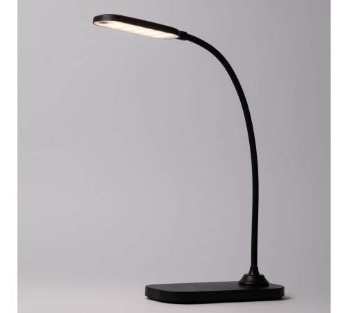 Настольная аккумуляторная лампа Эра NLED-524-6W-BK Б0068596
