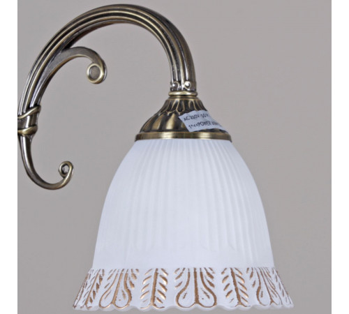 Потолочная люстра Reluce 99018-0.3-03