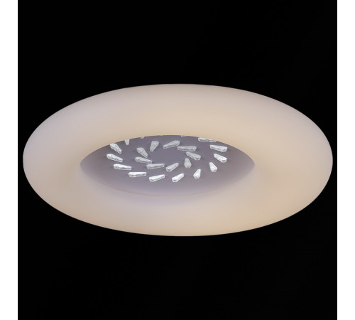 Потолочная люстра Reluce 09048-0.3-115W WT Потолочная люстра Reluce 09048-0.3-115W WT