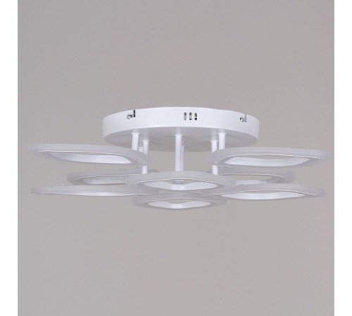 Потолочная люстра Reluce 02302-0.3-4+4 WH Потолочная люстра Reluce 02302-0.3-4+4 WH