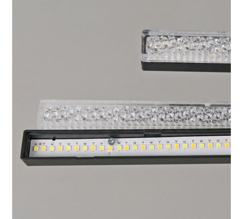 Потолочная люстра Reluce 79560-0.3-06 BK