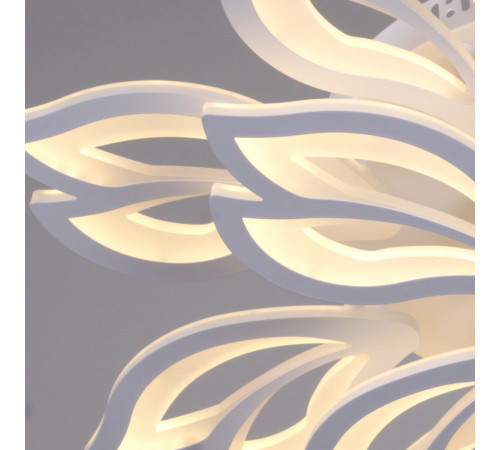 Потолочная люстра Reluce 10150-0.3-8+4 WH