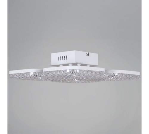 Потолочная люстра Reluce 09848-0.3-04A WH