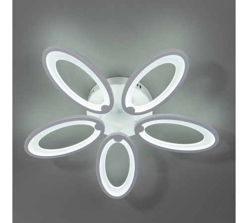 Потолочная светодиодная люстра Escada Ecla 10219/5LED 77W Потолочная светодиодная люстра Escada Ecla 10219/5LED 77W