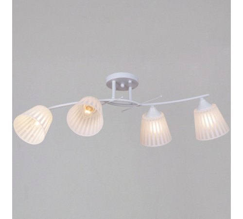 Потолочная люстра Reluce 82460-0.3-04 WH