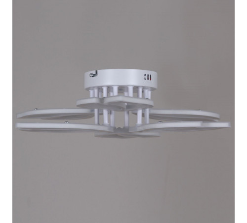 Потолочная люстра Reluce 00150-0.3-3+3 WH Потолочная люстра Reluce 00150-0.3-3+3 WH
