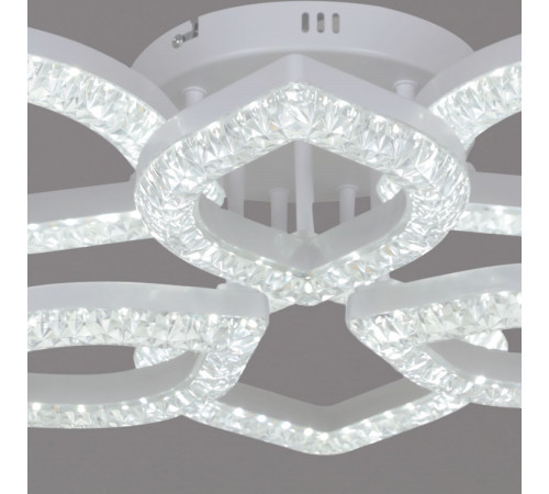 Потолочная люстра Reluce 28120-0.3-3+3C WH