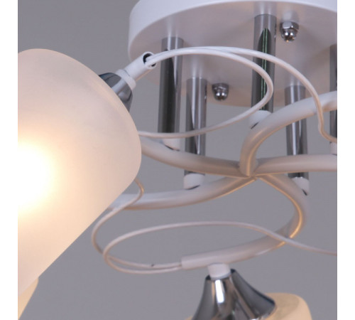 Потолочная люстра Reluce 06108-0.3-05 WH+CR