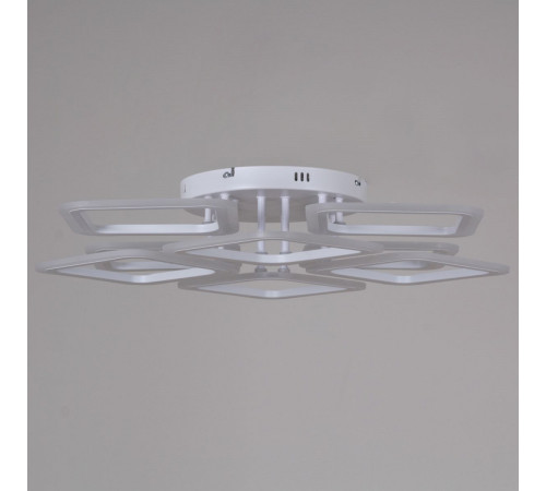 Потолочная люстра Reluce 05105-0.3-4+4 WH Потолочная люстра Reluce 05105-0.3-4+4 WH