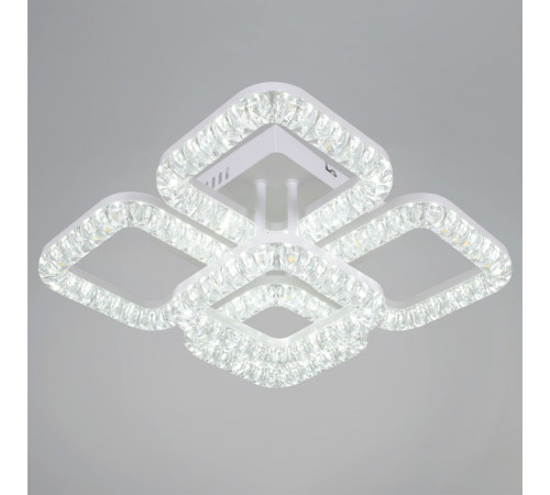 Потолочная люстра Reluce 09848-0.3-4+1A WH